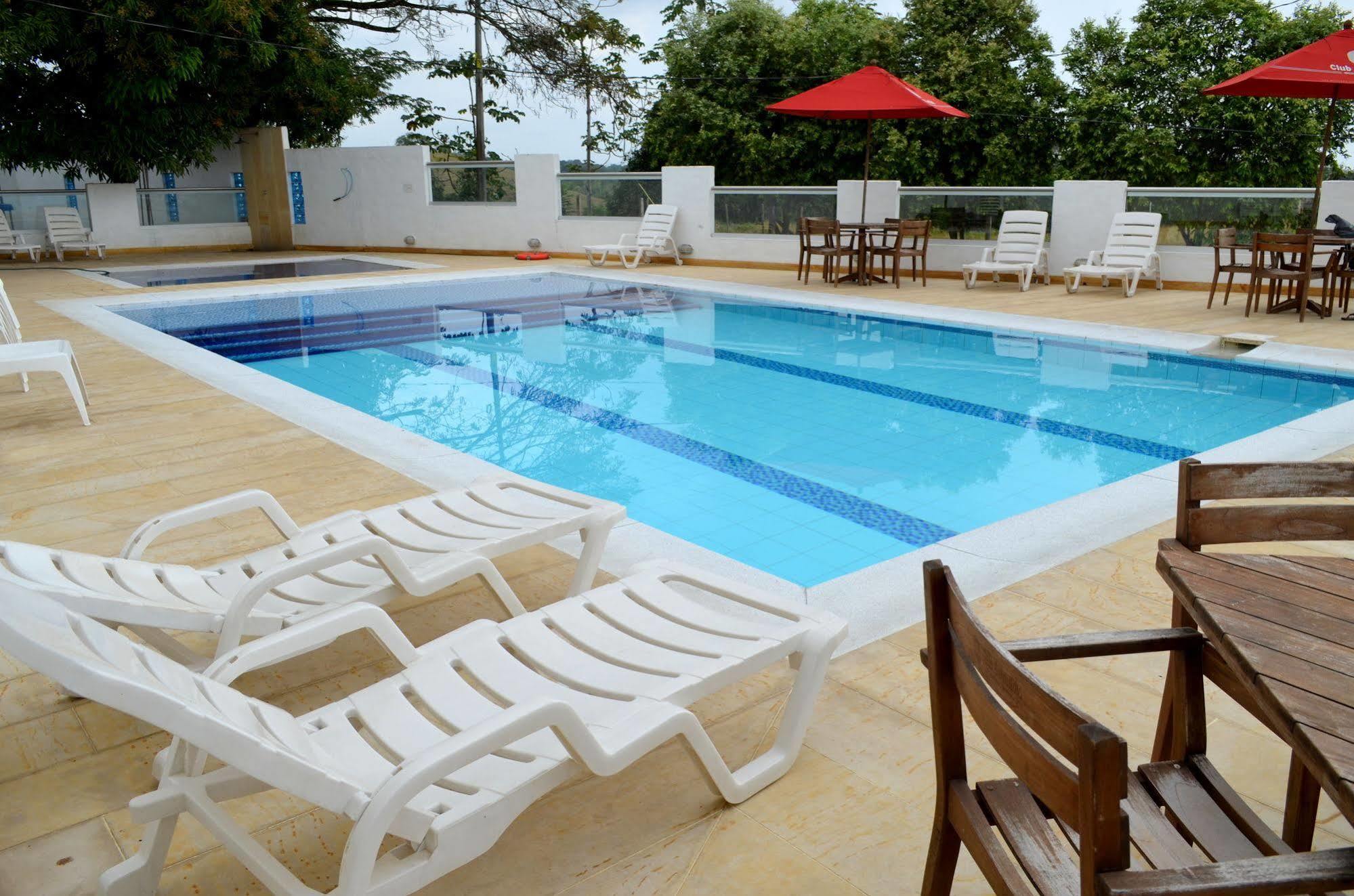 Hotel Aldea Plaza Doradal Esterno foto